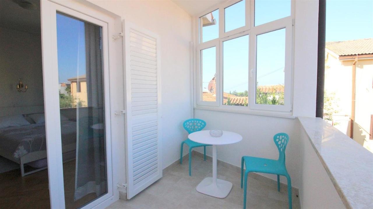 Tamaris, 600 M From The Beach Novigrad  Exterior photo